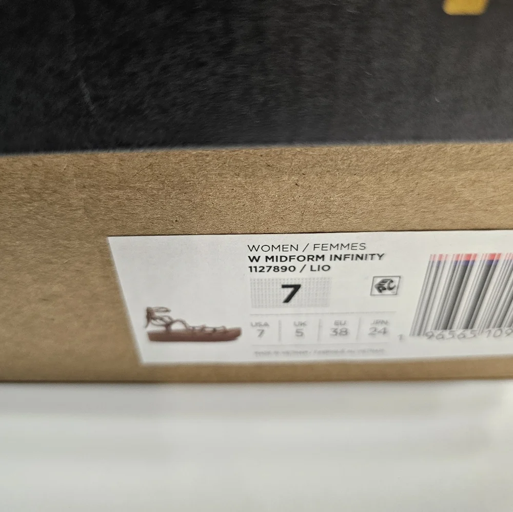 Teva Midform Infinity Sandal | Size 7 - Picture 4 of 4